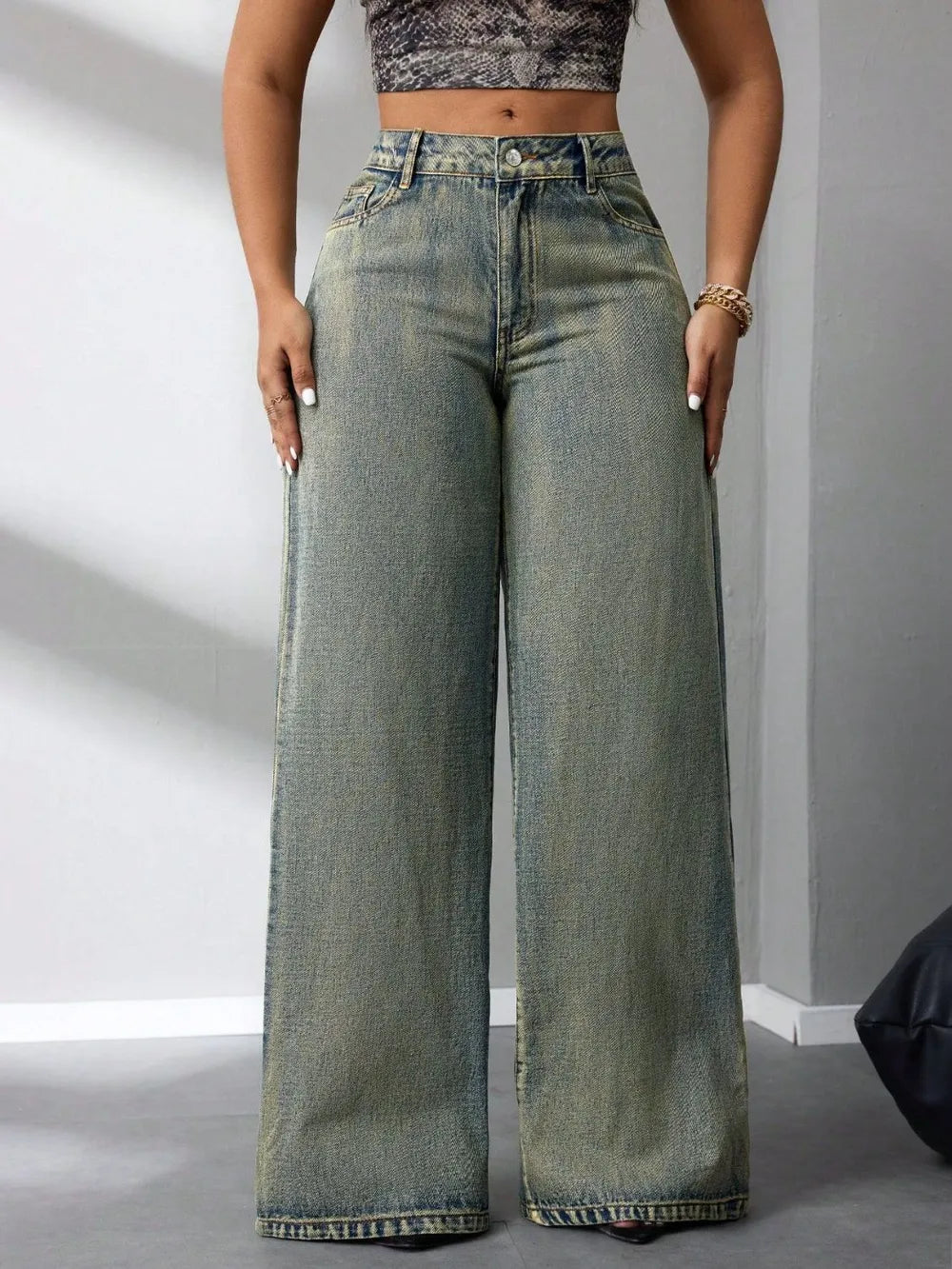 High Waist Wide Leg Jeans – Trendy Loose-Fit Denim for a Chic Everyday Look eprolo rghbeu-b4.myshopify.com High Waist Wide Leg Jeans – Trendy Loose-Fit Denim for a Chic Everyday Look