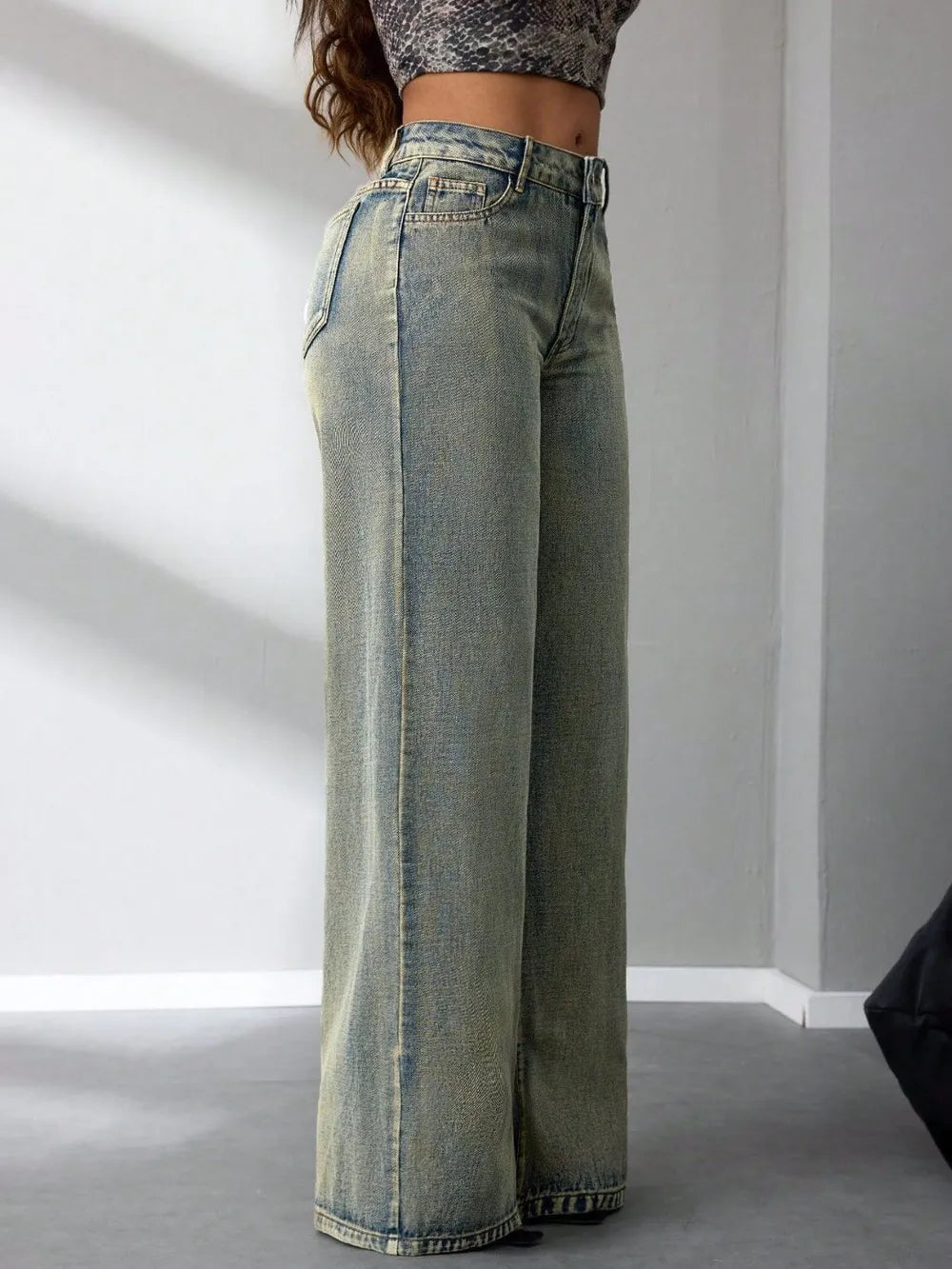 High Waist Wide Leg Jeans – Trendy Loose-Fit Denim for a Chic Everyday Look eprolo rghbeu-b4.myshopify.com High Waist Wide Leg Jeans – Trendy Loose-Fit Denim for a Chic Everyday Look