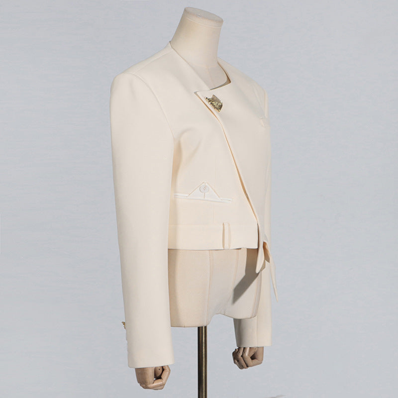 Solid-color suit with pockets patchwork and an irregular design showing a high-end look - FITzzE
