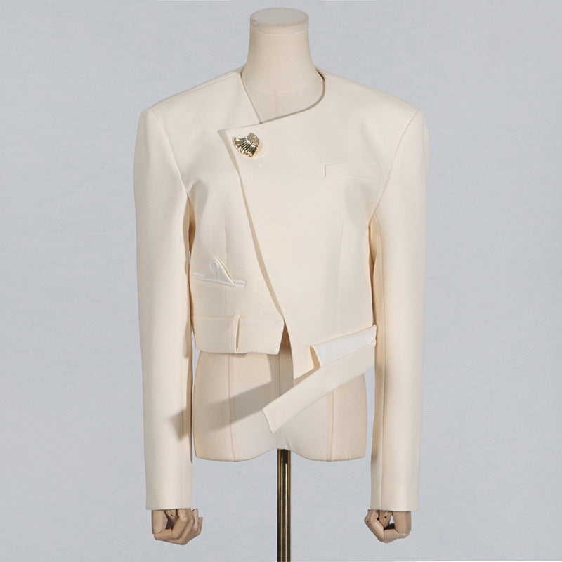 Solid-color suit with pockets patchwork and an irregular design showing a high-end look - FITzzE